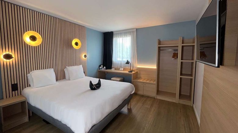 <b>Best Western Bourgoin Jallieu Room</b>. Images powered by <a href="https://iceportal.shijigroup.com/" title="IcePortal" target="_blank">IcePortal</a>.