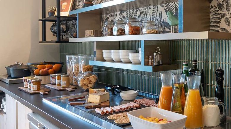<b>Best Western Bourgoin Jallieu Restaurant</b>. Images powered by <a href="https://iceportal.shijigroup.com/" title="IcePortal" target="_blank">IcePortal</a>.