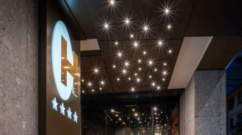 <b>Crivis Hotel Exterior</b>. Images powered by <a href="https://iceportal.shijigroup.com/" title="IcePortal" target="_blank">IcePortal</a>.