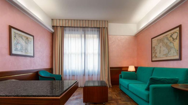 <b>Crivis Hotel Suite</b>. Images powered by <a href="https://iceportal.shijigroup.com/" title="IcePortal" target="_blank">IcePortal</a>.