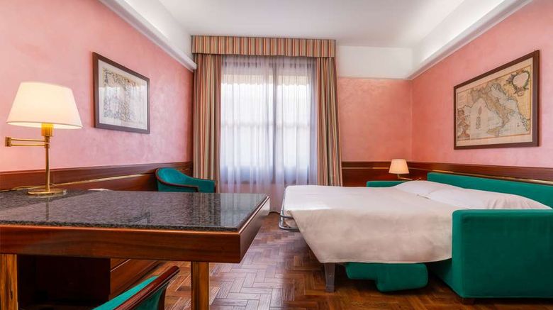 <b>Crivis Hotel Suite</b>. Images powered by <a href="https://iceportal.shijigroup.com/" title="IcePortal" target="_blank">IcePortal</a>.