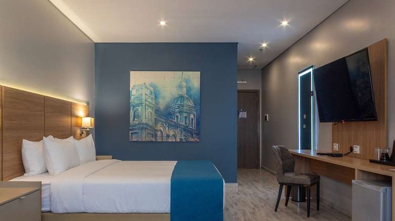 <b>Tryp by Wyndham Asuncion Room</b>. Images powered by <a href="https://iceportal.shijigroup.com/" title="IcePortal" target="_blank">IcePortal</a>.
