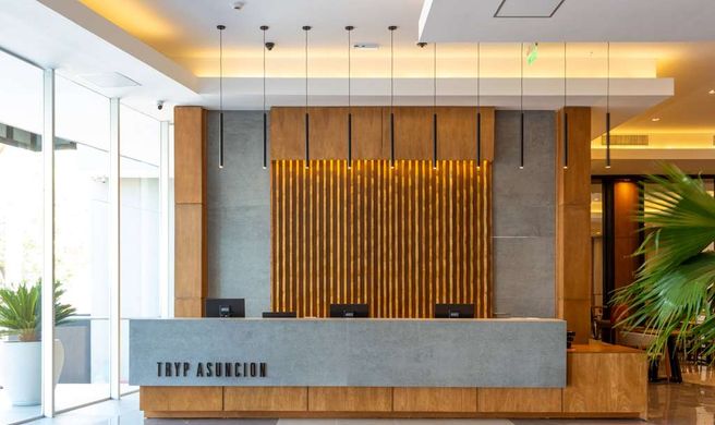 Tryp by Wyndham Asuncion Lobby