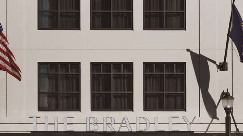 <b>The Bradley Exterior</b>. Images powered by <a href="https://iceportal.shijigroup.com/" title="IcePortal" target="_blank">IcePortal</a>.