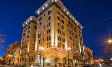 Hotel deLuxe
