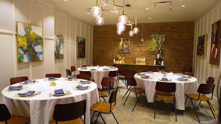 The Old No 77 Hotel Meeting