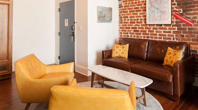 The Old No 77 Hotel Suite