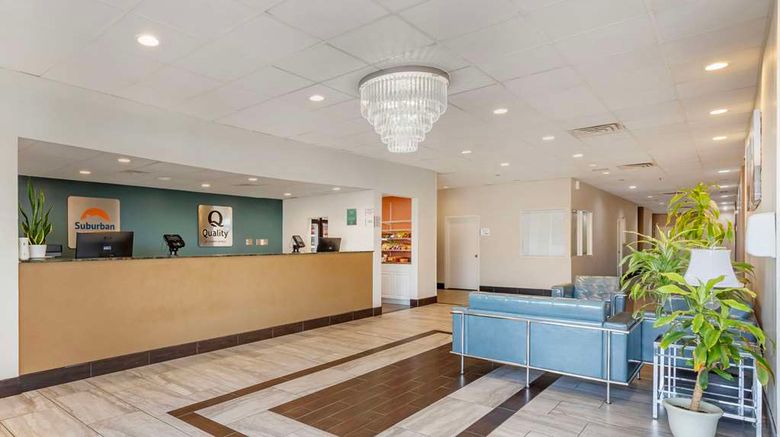 <b>Suburban Studios Gainesville Lobby</b>. Images powered by <a href="https://iceportal.shijigroup.com/" title="IcePortal" target="_blank">IcePortal</a>.
