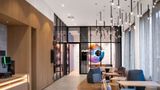 <b>Hampton by Hilton Tallinn Lobby</b>. Images powered by <a href="https://iceportal.shijigroup.com/" title="IcePortal" target="_blank">IcePortal</a>.