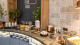 <b>Hampton by Hilton Tallinn Restaurant</b>. Images powered by <a href="https://iceportal.shijigroup.com/" title="IcePortal" target="_blank">IcePortal</a>.