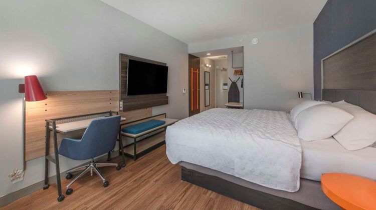Tru Lumberton Room