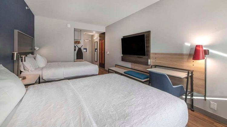 Tru Lumberton Room