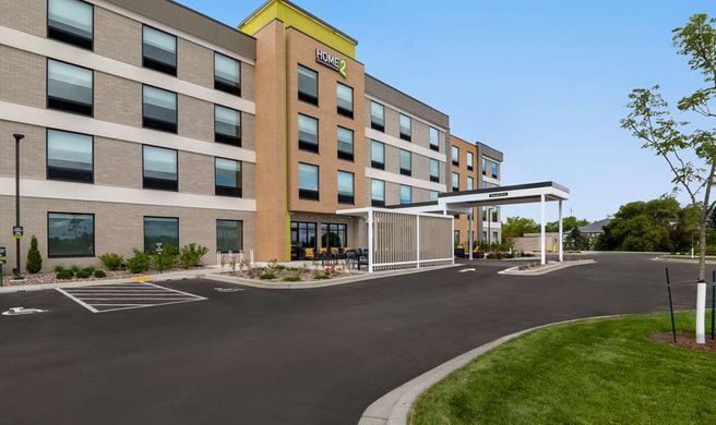 Home2 Suites Sheboygan Exterior