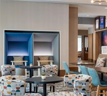 Home2 Suites by Hilton Downtown Conv Lobby
