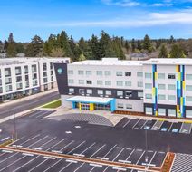 Tru by Hilton Beaverton Exterior