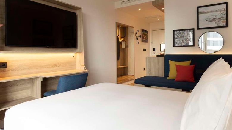 <b>Hampton by Hilton Malaga Martiricos Room</b>. Images powered by <a href="https://iceportal.shijigroup.com/" title="IcePortal" target="_blank">IcePortal</a>.