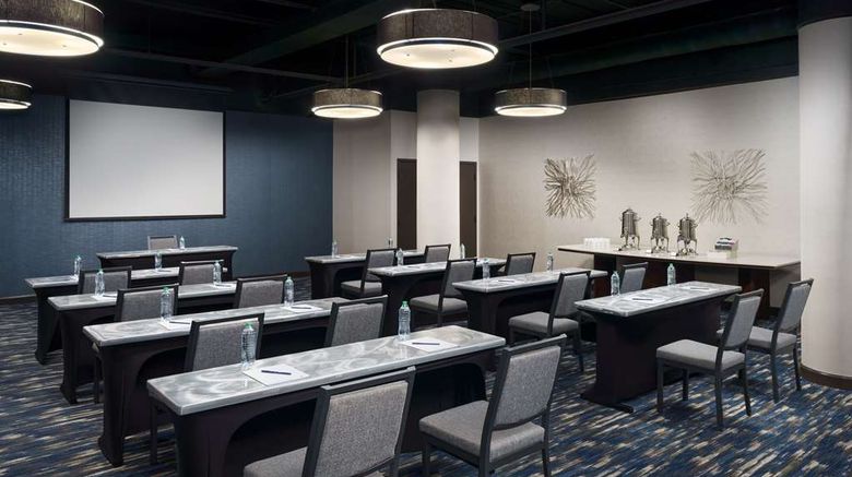 <b>DoubleTree by Hilton Charlotte City Cntr Meeting</b>. Images powered by <a href="https://iceportal.shijigroup.com/" title="IcePortal" target="_blank">IcePortal</a>.