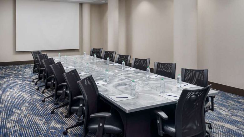 <b>DoubleTree by Hilton Charlotte City Cntr Meeting</b>. Images powered by <a href="https://iceportal.shijigroup.com/" title="IcePortal" target="_blank">IcePortal</a>.
