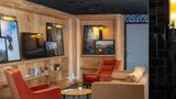 <b>EKLO Toulouse Lobby</b>. Images powered by <a href="https://iceportal.shijigroup.com/" title="IcePortal" target="_blank">IcePortal</a>.