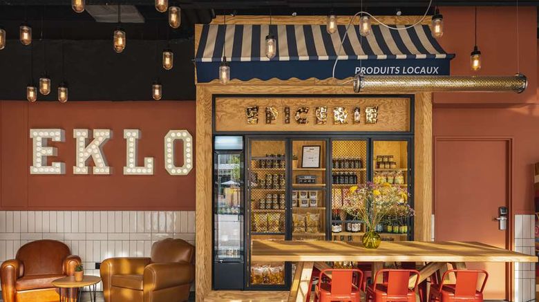 <b>EKLO Toulouse Restaurant</b>. Images powered by <a href="https://iceportal.shijigroup.com/" title="IcePortal" target="_blank">IcePortal</a>.