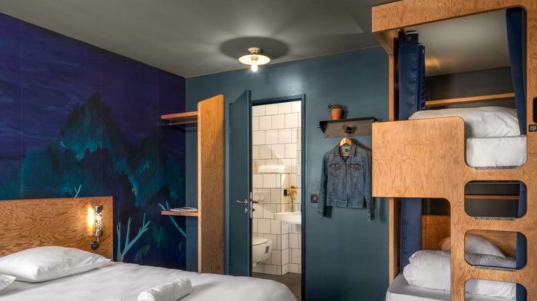 <b>EKLO Toulouse Room</b>. Images powered by <a href="https://iceportal.shijigroup.com/" title="IcePortal" target="_blank">IcePortal</a>.