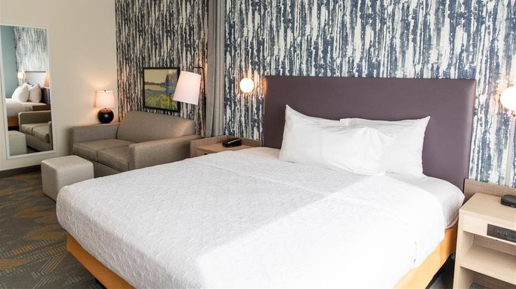 Home2 Suites Effingham Room