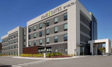 Home2 Suites Midtown Medical Center