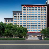 Hilton Garden Inn West Railway Station