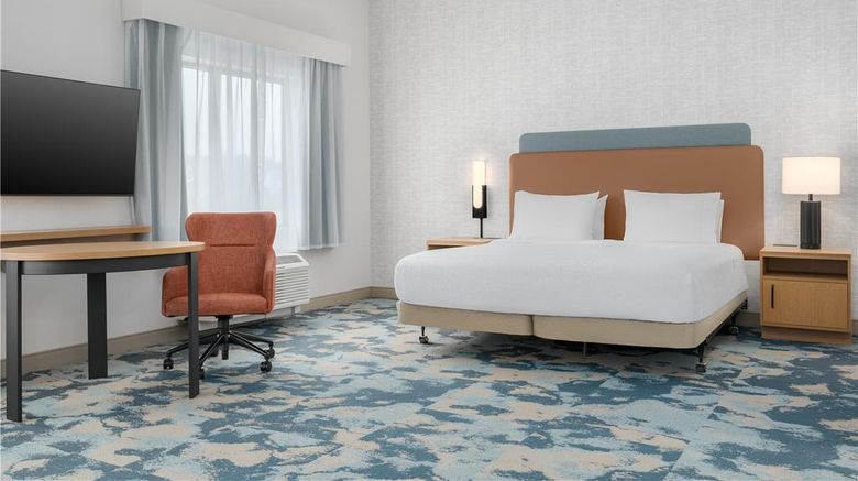 <b>Hampton Inn and Suites Alpena Room</b>. Images powered by <a href="https://iceportal.shijigroup.com/" title="IcePortal" target="_blank">IcePortal</a>.