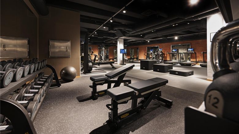 <b>Conrad Hamburg Health</b>. Images powered by <a href="https://iceportal.shijigroup.com/" title="IcePortal" target="_blank">IcePortal</a>.