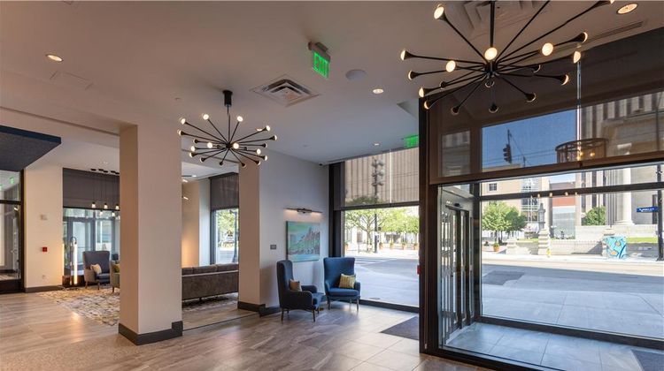 Hilton Garden Inn Dayton Downtown Lobby