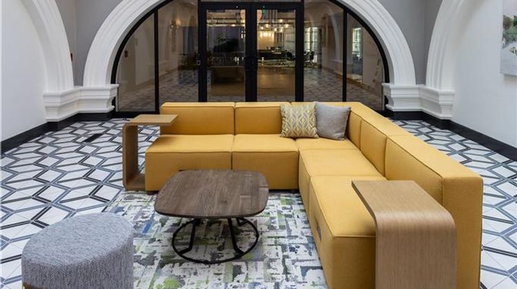 Hilton Garden Inn Dayton Downtown Lobby