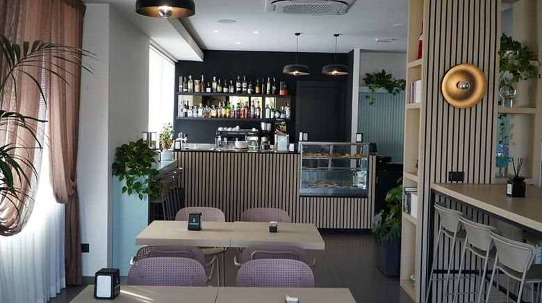 <b>Best Western Hotel Massafra Restaurant</b>. Images powered by <a href="https://iceportal.shijigroup.com/" title="IcePortal" target="_blank">IcePortal</a>.