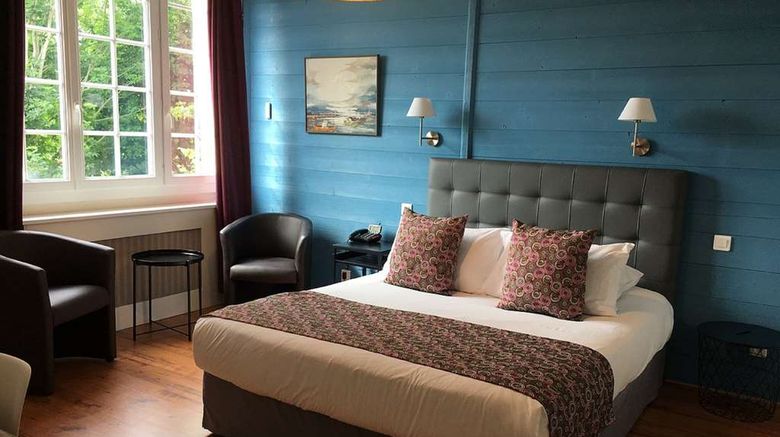 <b>La Bonbonniere, Sure Hotel Coll by BW Room</b>. Images powered by <a href="https://iceportal.shijigroup.com/" title="IcePortal" target="_blank">IcePortal</a>.