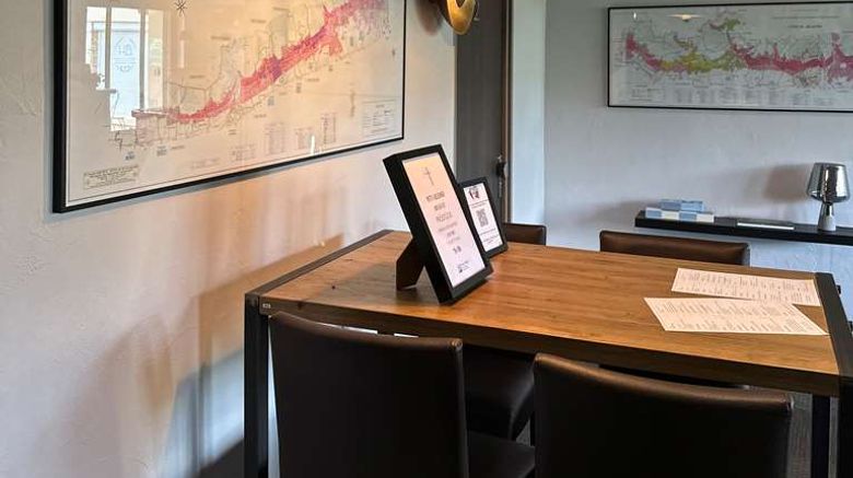 <b>La Bonbonniere, Sure Hotel Coll by BW Lobby</b>. Images powered by <a href="https://iceportal.shijigroup.com/" title="IcePortal" target="_blank">IcePortal</a>.