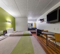 Days Inn by Wyndham Cincinnati I-71 Room