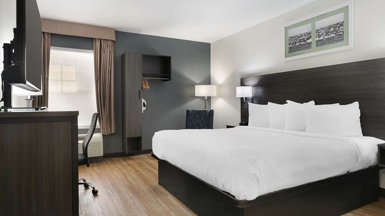 <b>Best Western Mystic Room</b>. Images powered by <a href="https://iceportal.shijigroup.com/" title="IcePortal" target="_blank">IcePortal</a>.
