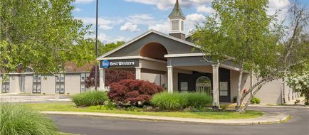 Best Western Mystic Exterior