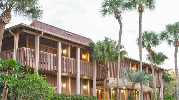 Hilton Vacation Club Polynesian Isles Exterior