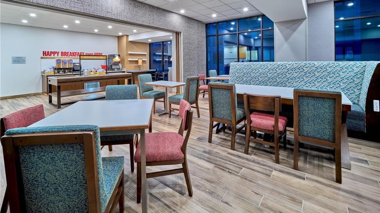 <b>Hampton Inn Hilton UN Medical Ctr Restaurant</b>. Images powered by <a href="https://iceportal.shijigroup.com/" title="IcePortal" target="_blank">IcePortal</a>.