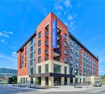 Hampton Inn Hilton UN Medical Ctr Exterior