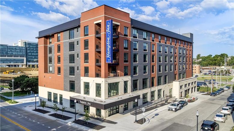 <b>Hampton Inn Hilton UN Medical Ctr Exterior</b>. Images powered by <a href="https://iceportal.shijigroup.com/" title="IcePortal" target="_blank">IcePortal</a>.
