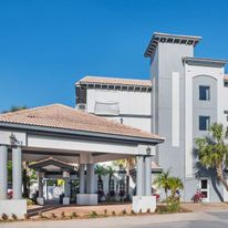 Spark by Hilton Historic District