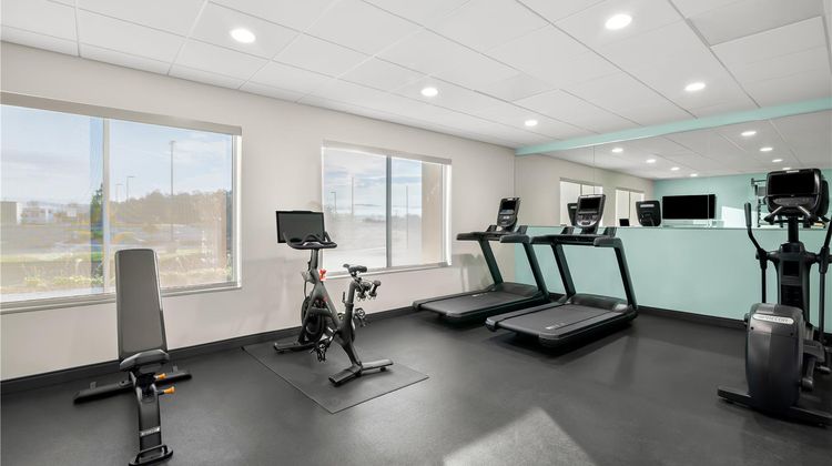 Tru by Hilton Lexington Health