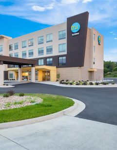 Tru by Hilton Lexington