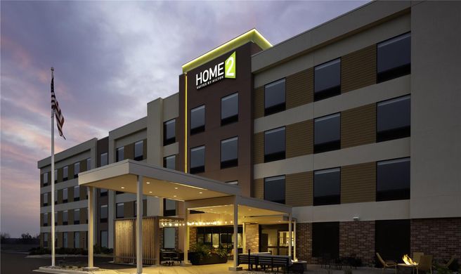 Home2 Suites Stevens Point Exterior