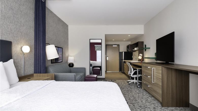<b>Home2 Suites Stevens Point Room</b>. Images powered by <a href="https://iceportal.shijigroup.com/" title="IcePortal" target="_blank">IcePortal</a>.