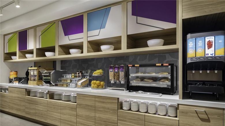 <b>Home2 Suites Stevens Point Restaurant</b>. Images powered by <a href="https://iceportal.shijigroup.com/" title="IcePortal" target="_blank">IcePortal</a>.