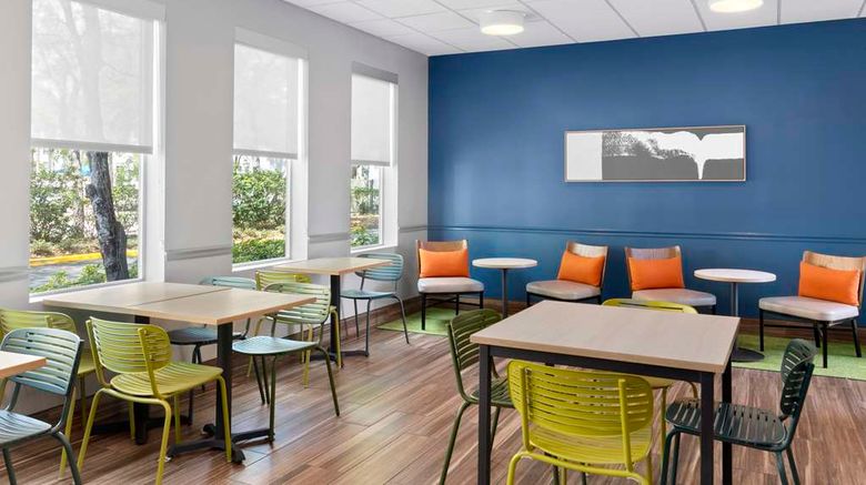 <b>Spark by Hilton Orlando near SeaWorld Lobby</b>. Images powered by <a href="https://iceportal.shijigroup.com/" title="IcePortal" target="_blank">IcePortal</a>.