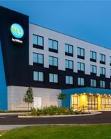 Tru by Hilton Gananoque